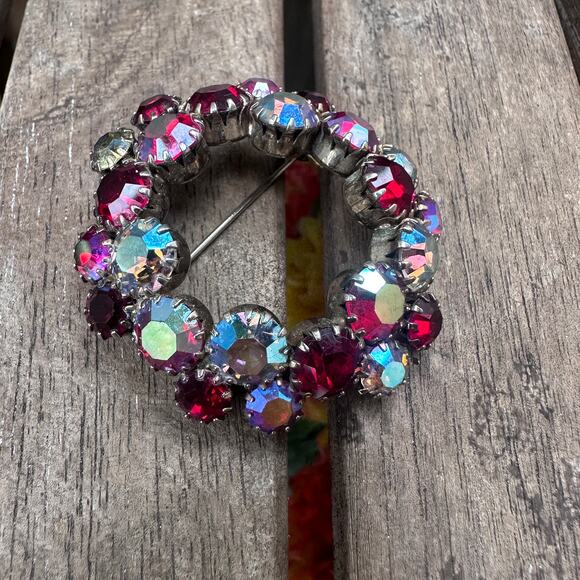 Vintage 1950-1960 Aurora Borealis Austrian Crystal Rhinestone Brooch - Picture 5 of 9